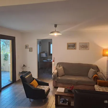 Casa Champasak Holiday home *