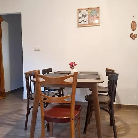 Casa Champasak Holiday home *
